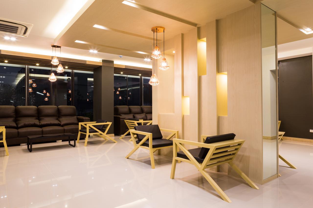 Grand Inter Hotel Samut Sakhon Екстериор снимка