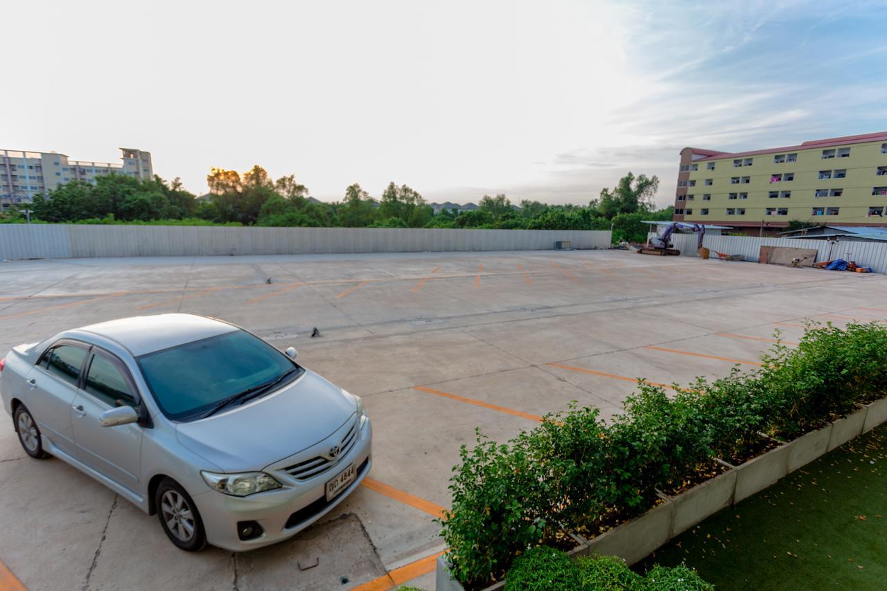 Grand Inter Hotel Samut Sakhon Екстериор снимка